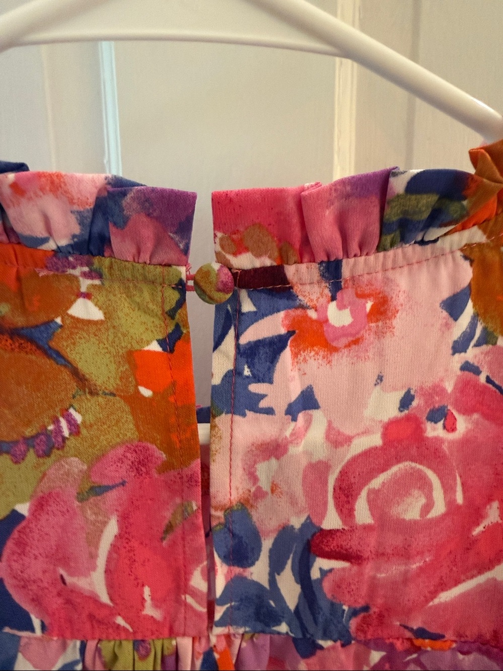 Pink Floral Ruffle Neck Blouse- M - Picture 4 of 7